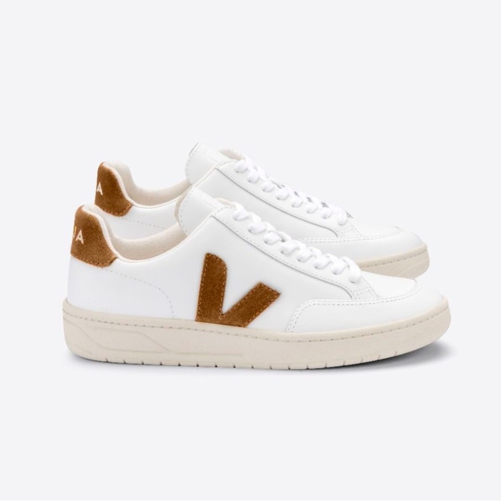 Veja V-12 Sneaker